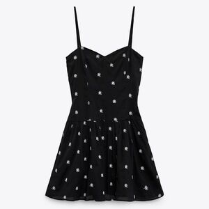 Zara black and white flower mini dress- size large worn once